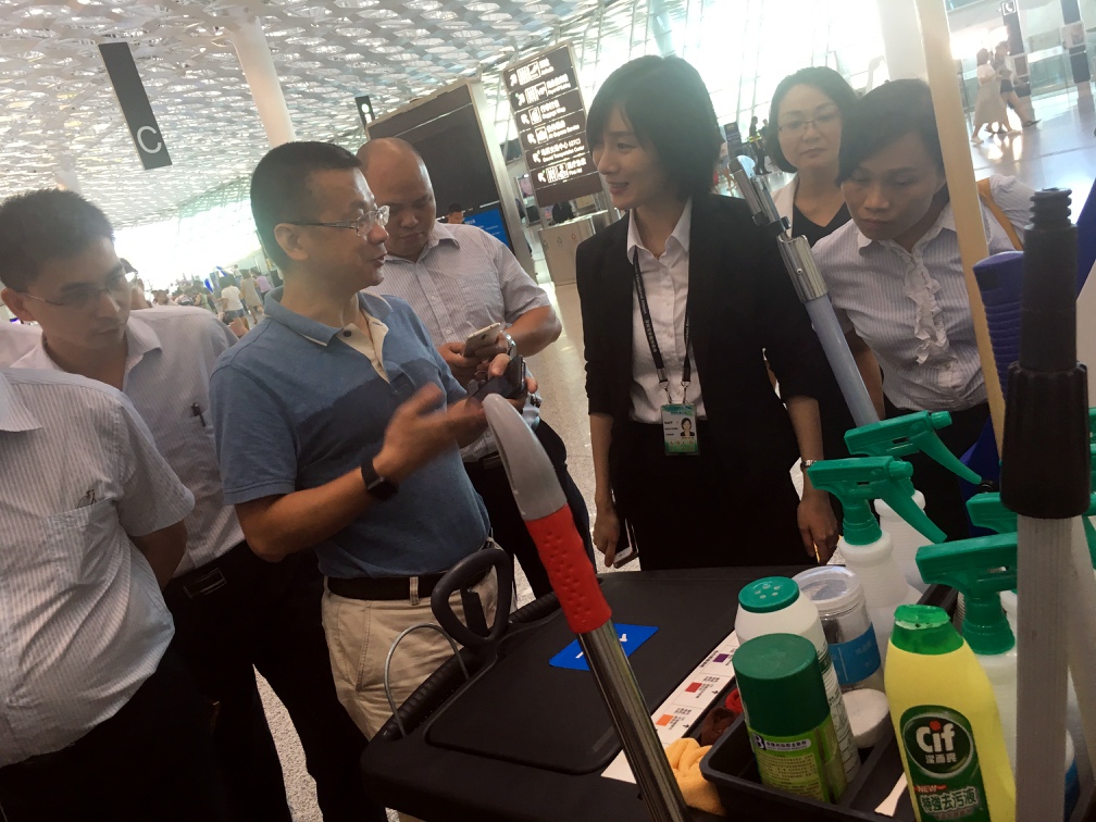 红树林物业组织开展深圳机场航区服务品质管理交流学习活动